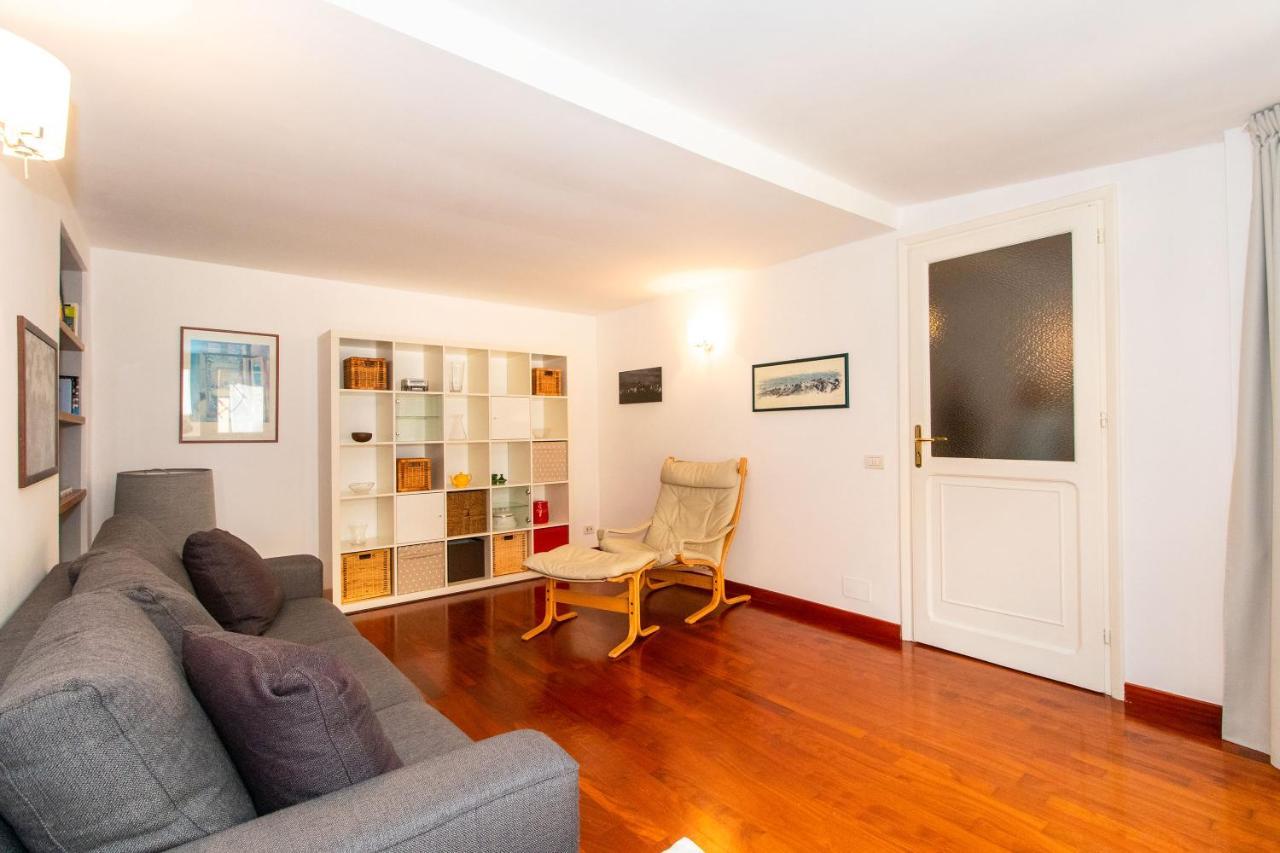 Quadrilatero Romano Central Apartment Turin Bagian luar foto