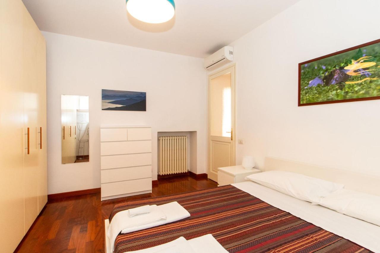 Quadrilatero Romano Central Apartment Turin Bagian luar foto